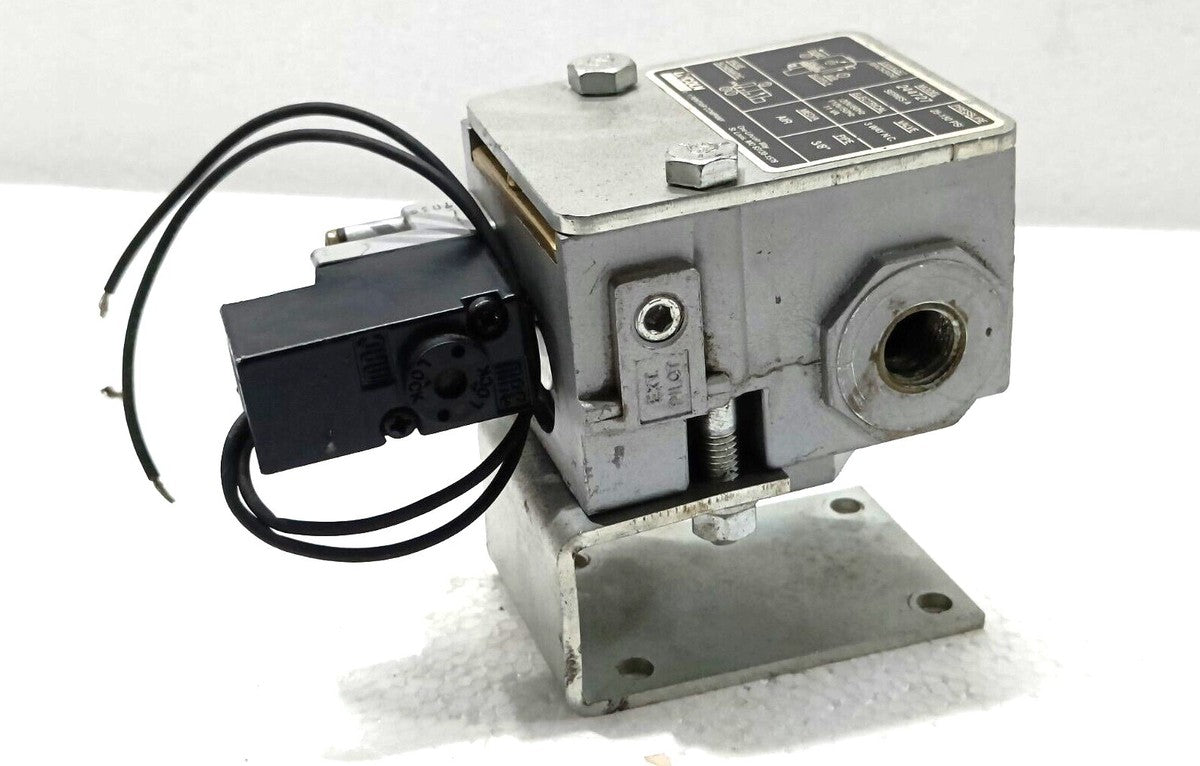 Solenoide Lincoln 244727 120V para Sistemas de Lubricación